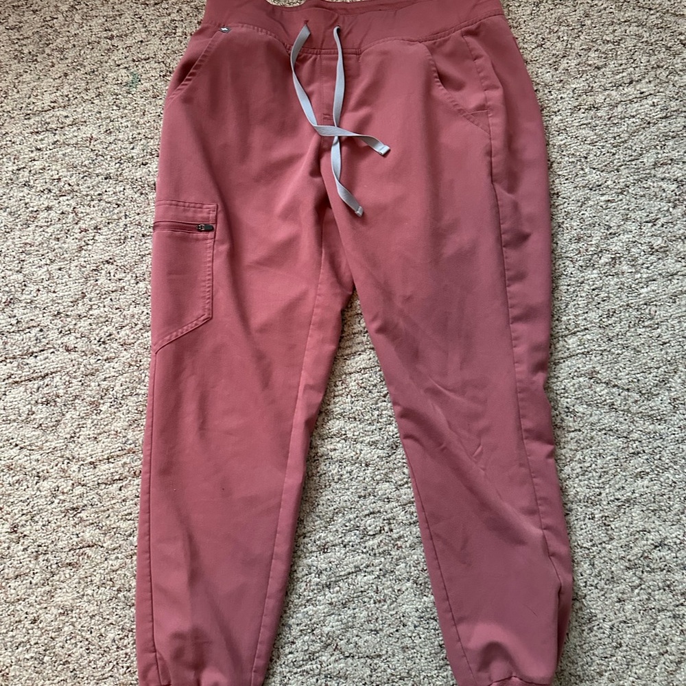 Figs Women's Skinny Pants in Soft Pink